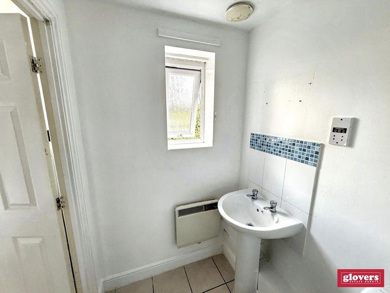 En suite shower...
