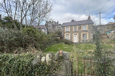 2 bedroom detached house for sale, Bryn Road, Llanfairfechan