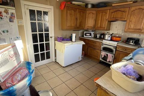 2 bedroom terraced house for sale, Chingford Road, Kingstanding, Birmingham, B44 0BG