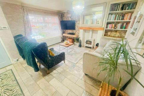 3 bedroom semi-detached house for sale, Quincey Drive, Birmingham, B24 9LX