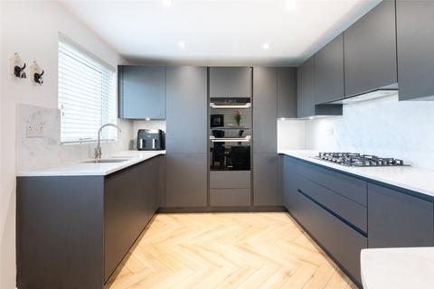 3 bedroom end of terrace house for sale, Dreelside, Fife KY10