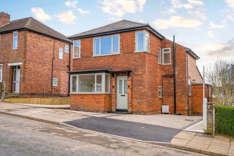 3 bedroom detached house for sale, Midland Avenue, Stapleford, NG9