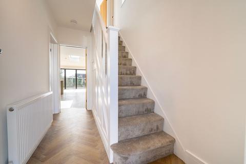 3 bedroom detached house for sale, Midland Avenue, Stapleford, NG9