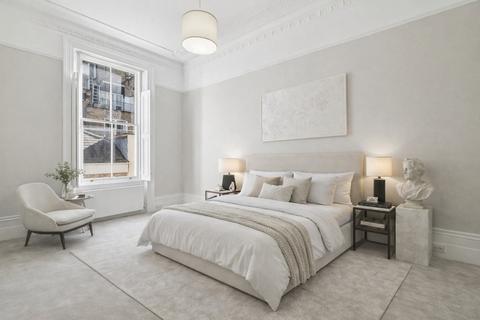 2 bedroom flat for sale, Courtfield Gardens, London