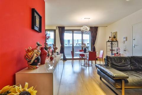 2 bedroom property, Trilocale via Valerio Zurlini 11, Bologna