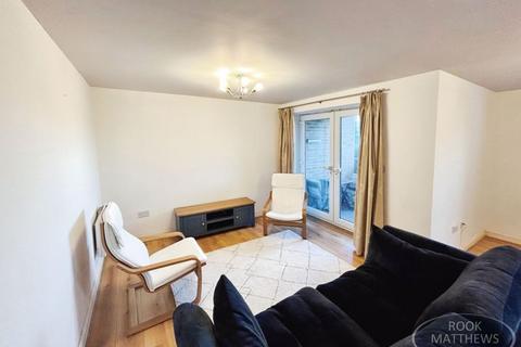 2 bedroom flat to rent, Knightsbridge Court, Newcastle Upon Tyne NE3