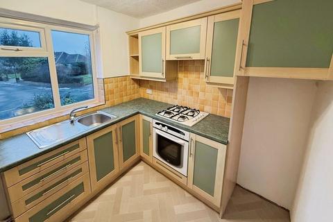 2 bedroom apartment to rent, Newlands Avenue, Newcastle Upon Tyne NE3
