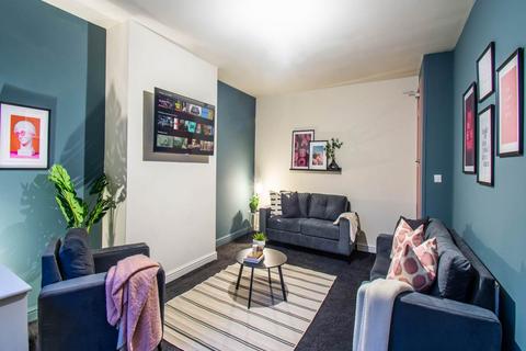 undefined, Sunny Grove (Room 3), West Yorkshire LS27