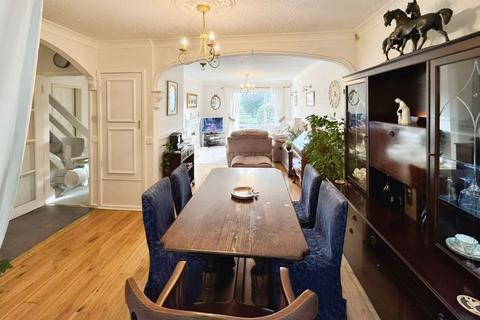 3 bedroom detached house for sale, Hall Farm Close, Stocksfield NE43