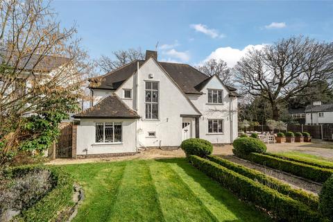 4 bedroom detached house for sale, Oakwood Close, Chislehurst