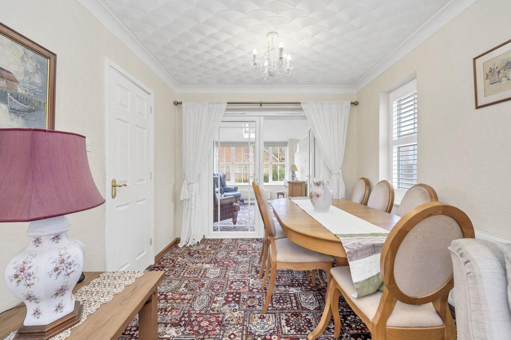 Sitting/Dining Room