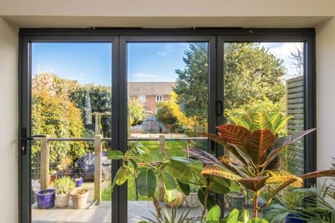 3 bedroom detached house for sale, Northdown Road, Broadstairs CT10