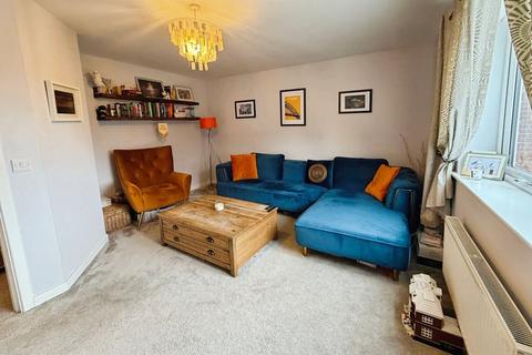 3 bedroom end of terrace house for sale, White Swan Close, Newcastle Upon Tyne NE12