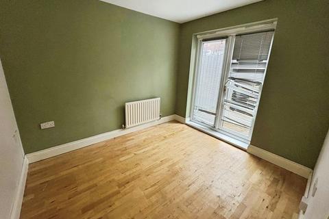 3 bedroom terraced house for sale, Hawks Edge, Newcastle Upon Tyne NE12