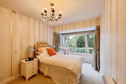 undefined, Adderstone Crescent, Newcastle Upon Tyne NE2