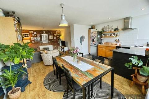 2 bedroom apartment for sale, Blenheim House, Newcastle Upon Tyne NE1
