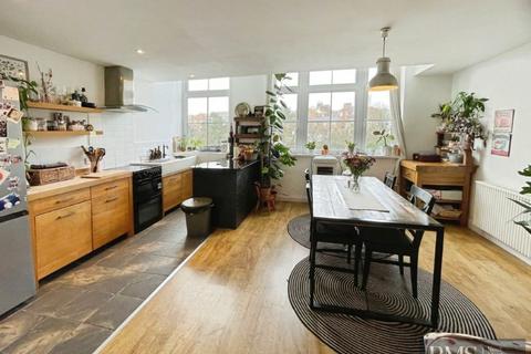 2 bedroom apartment for sale, Blenheim House, Newcastle Upon Tyne NE1
