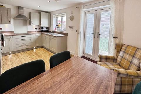2 bedroom end of terrace house for sale, Skylark Grove, Ryton NE40