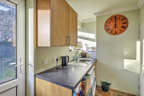 undefined, Lindale Close, Northampton