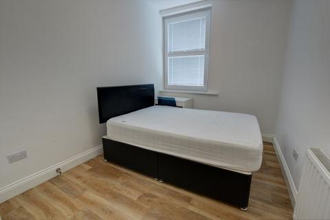 2 bedroom apartment to rent, Osborne Terrace, Newcastle Upon Tyne NE2