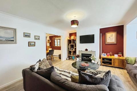 4 bedroom semi-detached house for sale, Lindisfarne Lane, Morpeth NE61