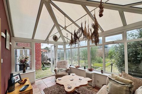 4 bedroom semi-detached house for sale, Lindisfarne Lane, Morpeth NE61