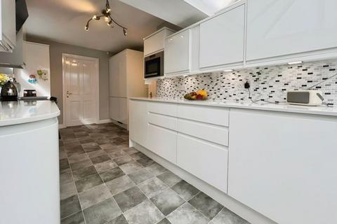 undefined, 11 Lynwood Close, Newcastle Upon Tyne NE20