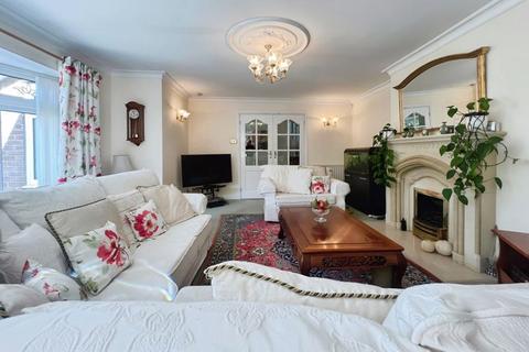 5 bedroom detached bungalow for sale, 11 Lynwood Close, Newcastle Upon Tyne NE20