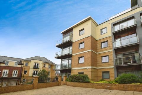 2 bedroom apartment for sale, Grove Park Oval, Newcastle Upon Tyne NE3