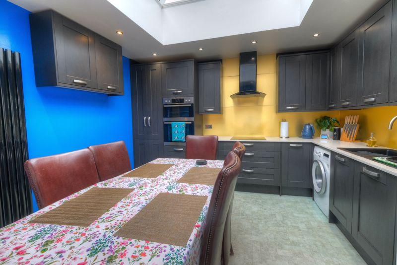 Dining kitchen