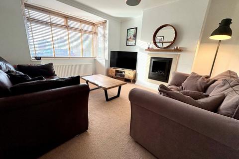 4 bedroom semi-detached house for sale, Northfield Drive, Newcastle Upon Tyne NE12