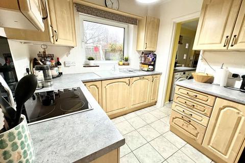 4 bedroom semi-detached house for sale, Northfield Drive, Newcastle Upon Tyne NE12