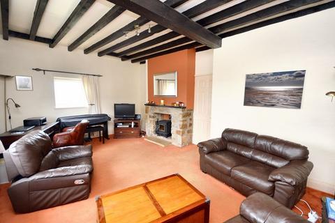 4 bedroom house for sale, Farm Court, Morpeth NE61
