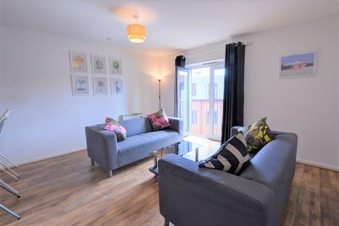 4 bedroom apartment to rent, Rialto Building, Melbourne Street, Newcastle Upon Tyne NE1