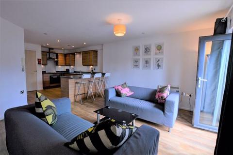 4 bedroom apartment to rent, Rialto Building, Melbourne Street, Newcastle Upon Tyne NE1