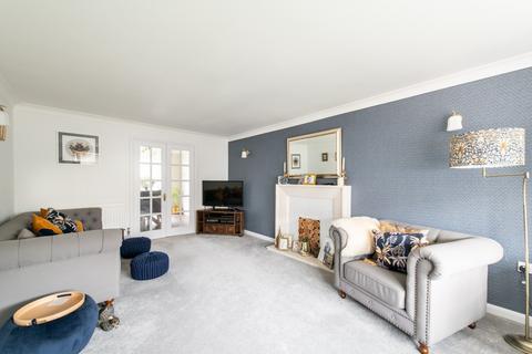 undefined, Wombwell Gardens, Northfleet, Gravesend