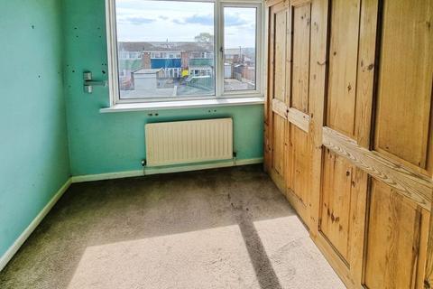 2 bedroom flat for sale, Denham Walk, Newcastle Upon Tyne NE5
