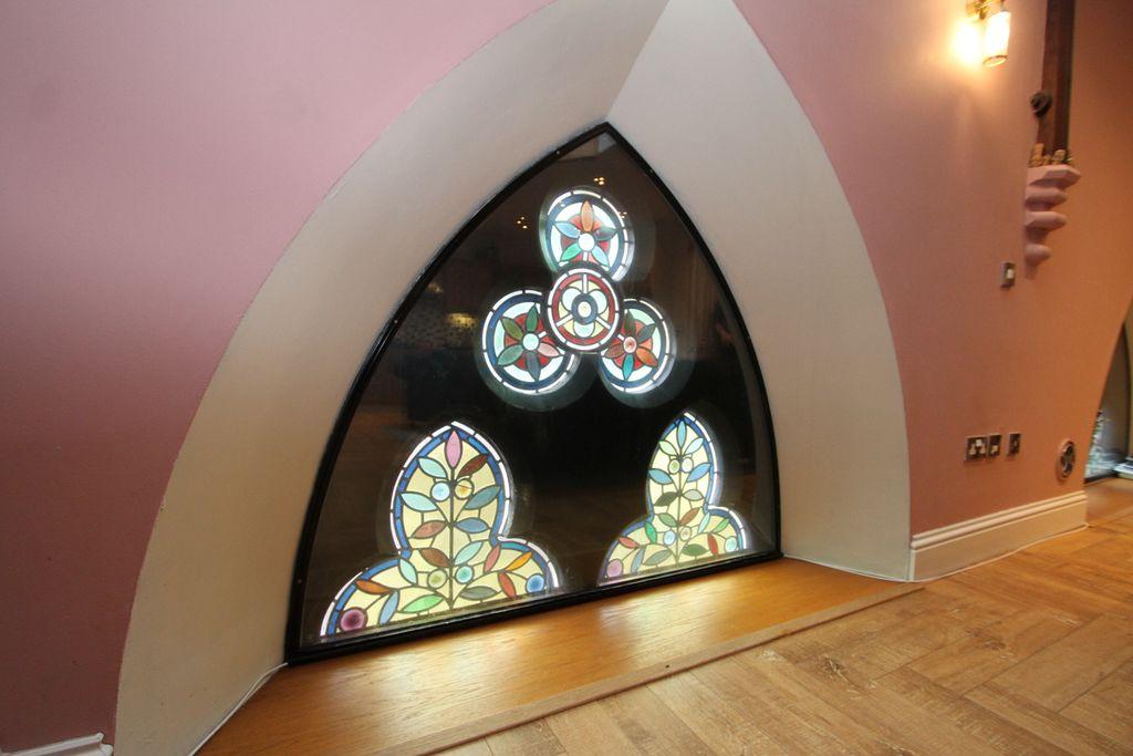 Stunning Feature...