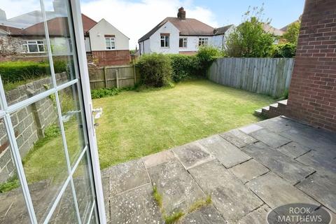 3 bedroom semi-detached house to rent, Sturdee Gardens, Newcastle Upon Tyne NE2