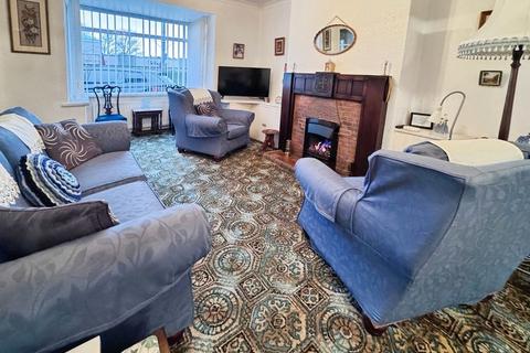 2 bedroom semi-detached house for sale, Runhead Gardens, Ryton NE40