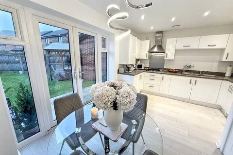 3 bedroom semi-detached house for sale, Sandpiper Crescent, Newcastle upon Tyne NE15