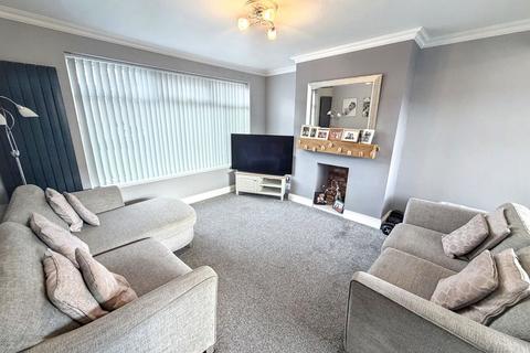 4 bedroom semi-detached house for sale, Ashdale Crescent, Newcastle upon Tyne NE5