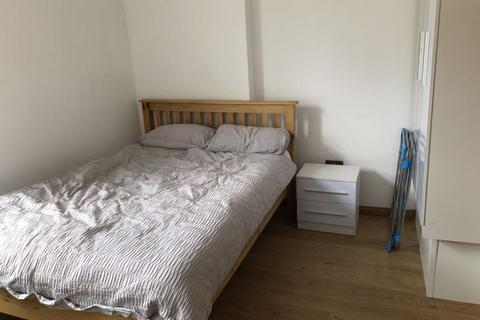 2 bedroom apartment to rent, Falconers Court, Newcastle Upon Tyne NE1