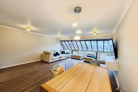 undefined, Blue Anchor Court, Newcastle Upon Tyne NE1