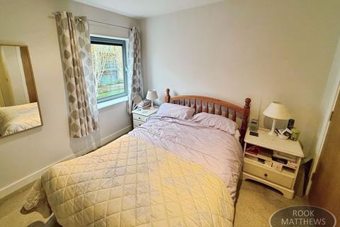 2 bedroom apartment for sale, Grove Park Oval, Newcastle Upon Tyne NE3