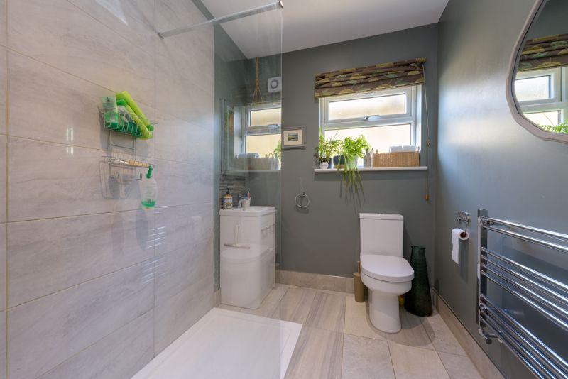 Ground Floor Shower