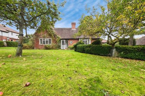 4 bedroom bungalow for sale, Darras Road, Newcastle Upon Tyne NE20