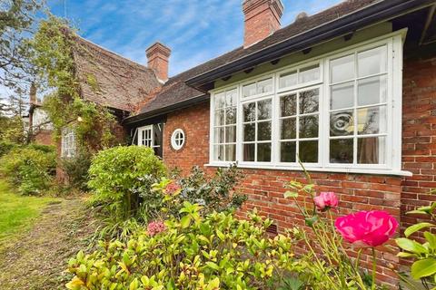4 bedroom bungalow for sale, Darras Road, Newcastle Upon Tyne NE20