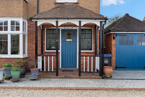 undefined, St. John’s Road, Leatherhead