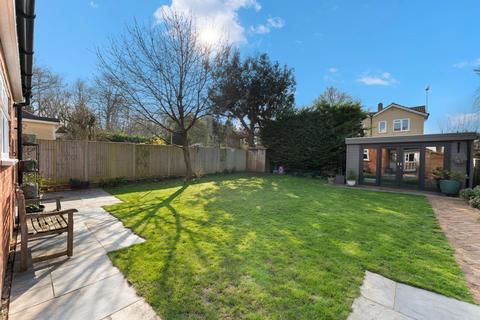 undefined, St. John’s Road, Leatherhead